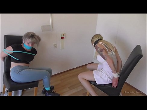 ❤️ Ulikhoboka / ubotshwe kwaye uvale umlomo / intombazana ekubandezelekeni kumanyala xh.xxxifuck.ru ❌️